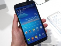 Samsung    6- Galaxy Mega 2