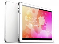  Qumo Sirius 890    Intel Atom   !