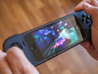    Logitech Powershell Controller  iPhone 5/5S