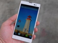   8-  Fly IQ4510 Ego Art 1