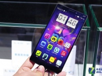 Lenovo K920  QHD-  Snapdragon 801 