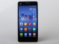 Elephone P3000  5-   Android 4.4 KitKat    