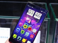 Lenovo     Lenovo Vibe Z2 Pro Mini  Snapdragon 801