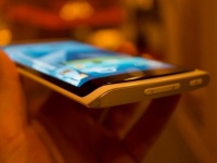 Samsung Galaxy Note Edge       