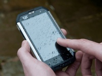 SMARTprice: Caterpillar CAT B15, LG G3s Dual  .