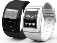 Sony  4  - SmartWatch 3  - SmartBand Talk