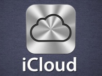 Apple       iCloud