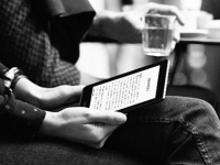 Amazon Kindle Voyage        