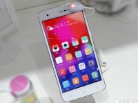 Gionee GN715  LTE-  Snapdragon 400  Android KitKat  $280