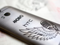 HTC     One (M8)  MOBO Awards 2014