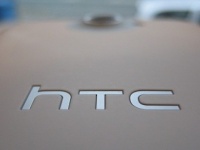 HTC    8-  Desire D816h