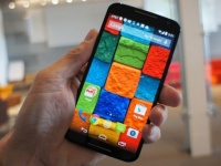  Motorola Moto Maxx  QHD- 