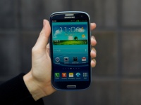Samsung      Galaxy E5