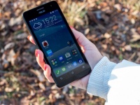   ASUS ZenFone 5   Smartphone.ua!