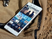  C     Sony Xperia Z4