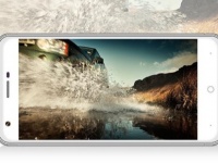 Zopo ZP530    64-   2.5D 