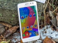   Samsung Galaxy A3 (A300H)   Smartphone.ua!