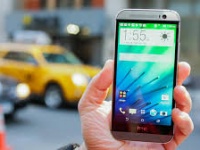 HTC One M8i  64- Snapdragon 615  13-  