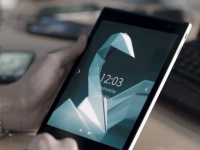 MWC 2015: Jolla        Sailfish