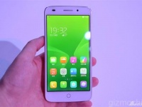 TCL Meme Da 3S    Full HD   8- Snapdragon 615  $130