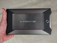 Acer Predator 8       Intel Atom x7 (Cherry Trail)