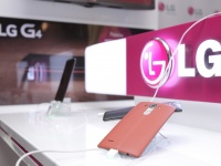LG     LG G4 Dual