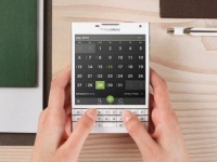 BlackBerry Oslo  QWERTY-   