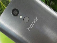 Huawei    Honor Note 4C Sport  Note 4C Play