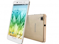 Panasonic Eluga Z   8-   AMOLED-  $213