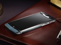 Vertu V06  8- Snapdragon 810  4  