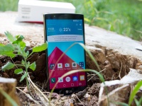   LG G4   Smartphone.ua!