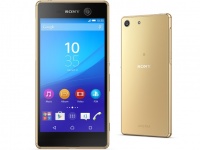 Sony   Xperia M5    21,5 