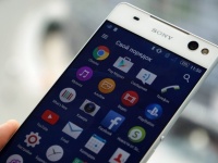     Sony Xperia M5  21.5 