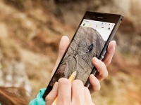 Sony  Xperia Z5 Ultra  Snapdragon 820 SoC   2016 