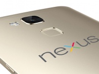 Huawei Nexus (2015)  QHD-  12  