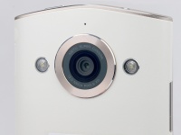 8- Meitu V4  21    TENAA