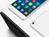 Xiaomi   c 4.7-  Mi 2014816