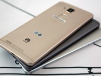 Huawei      Mate 8  Kirin 950 SoC