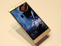  Huawei P9 Max  4    Kirin 950 SoC  AnTuTu