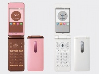  4- LTE- Kyocera Qua Phone  Gratina 4G