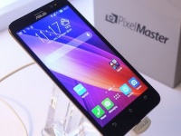 ASUS    5.9- Zenfone 3