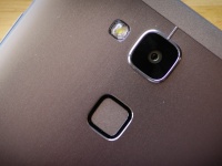 Bird M6     Huawei Ascend Mate 7