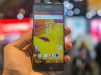 Sony Xperia X  Xperia XA      