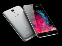    UMi TOUCH     ?