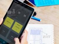 Lenovo        Windows 10 Mobile
