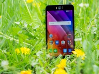   ASUS ZenFone Selfie (ZD551KL)   Smartphone.ua!