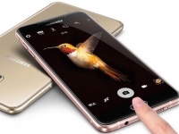 Samsung Galaxy C5 c 8-   Full HD    TENAA