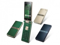 Sharp    Aquos U SHV35  Aquos K SHF33