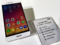 ASUS   ZenFone Pegasus 3     $197