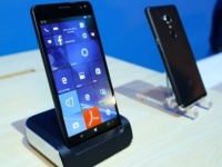 HP      Windows- Elite x3